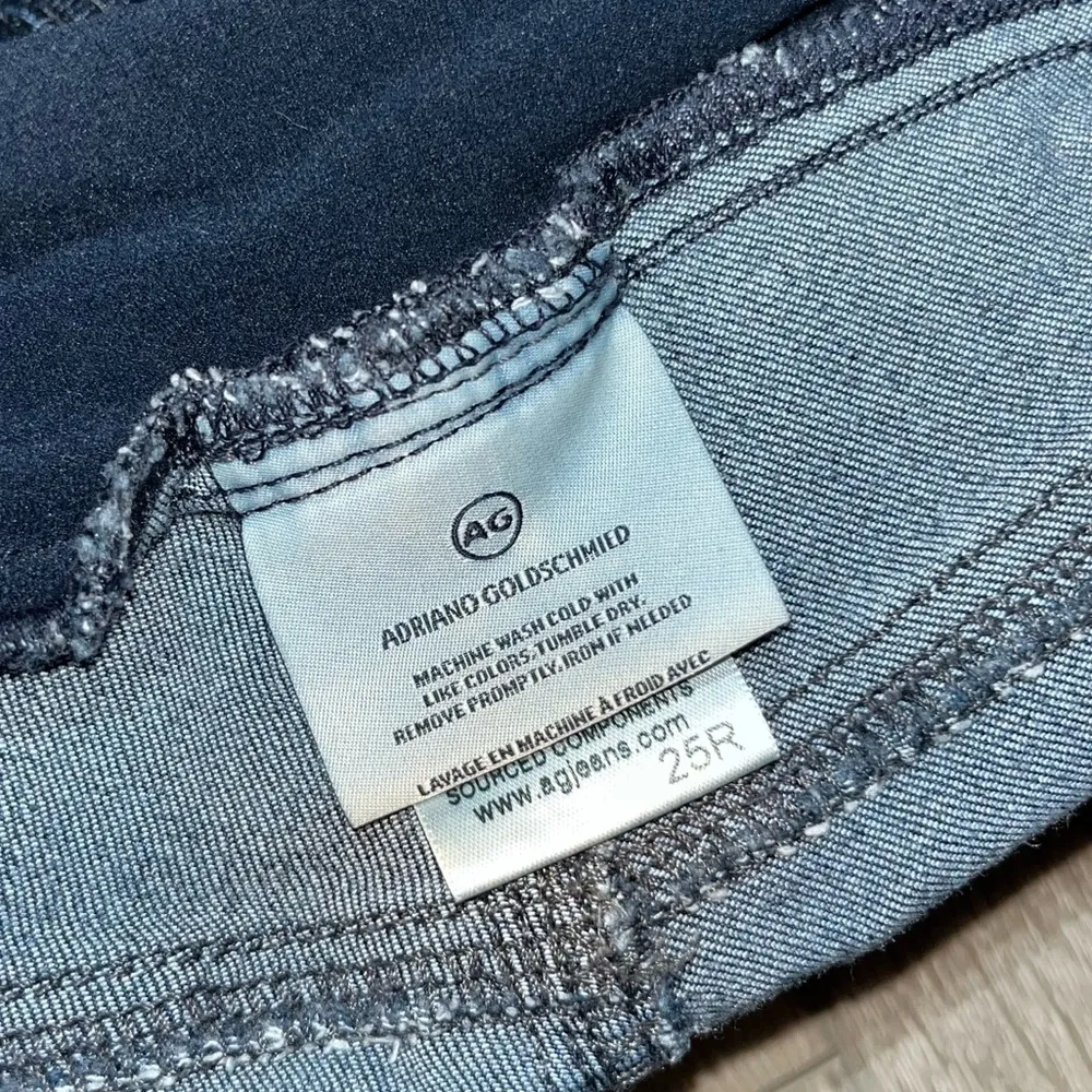 AG Maternity Skinny Jeans over the belly 25 - Image 9