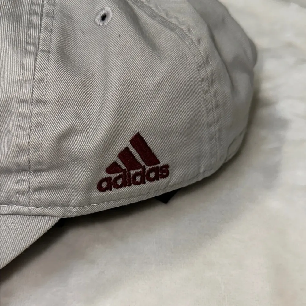 Adidas Gray and Marron  TEXAS A&M hat - Image 4