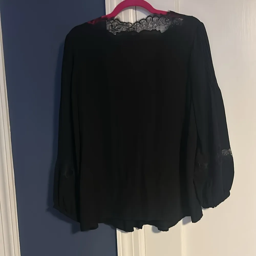 Joie black top lace front and along arm long sleeve chiffon Large $285 - Image 7