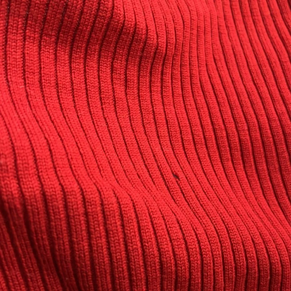 Banana Republic 100% Merino Wool Red Scarf - Image 4