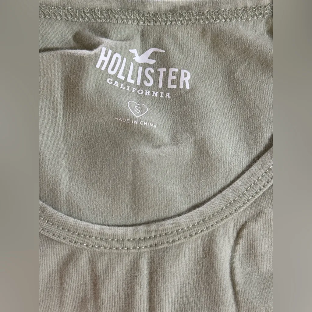 Hollister Sage Green Paris Athletic Club Crop Top - Image 3