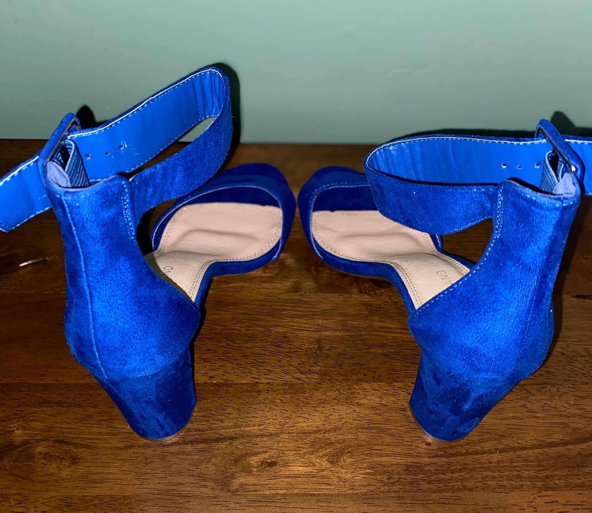 Heels Blue Size 10 - Image 3