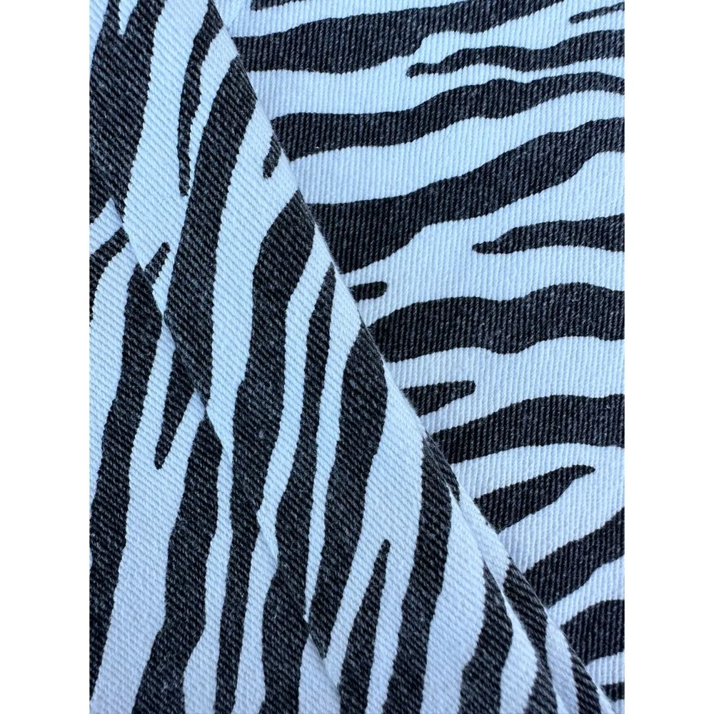 Isalis Black and White Zebra Print Straight Leg Button Jeans Small Cotton - Image 7