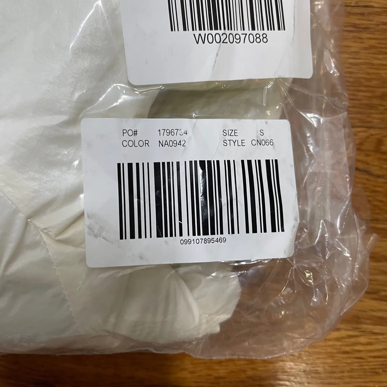 J.CREW Puffer Barn Jacket with PrimaLoft Small Cream Ivory NEW Quilted Winter Black - Image 7