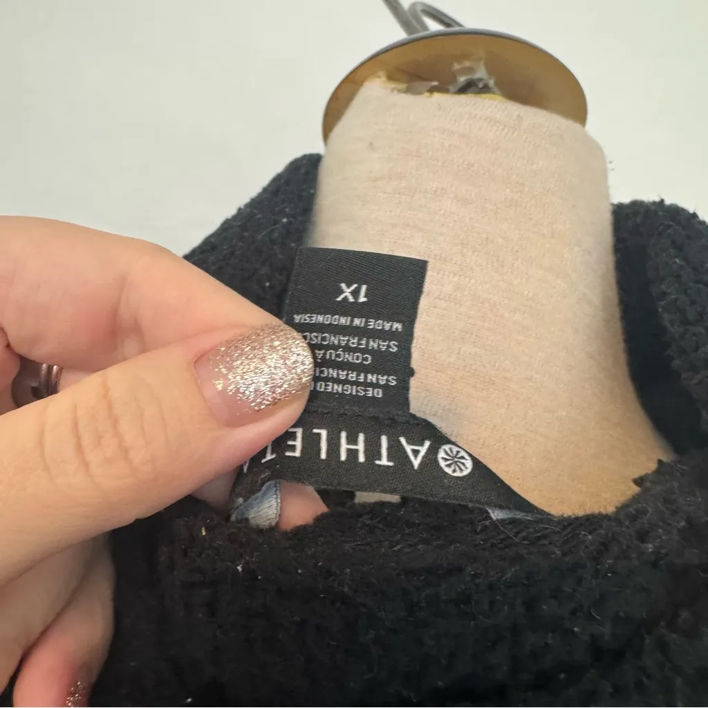 Athleta Cloud Fleece Black Jacket full zip up size 1X oversized sweatshirt - Image 4