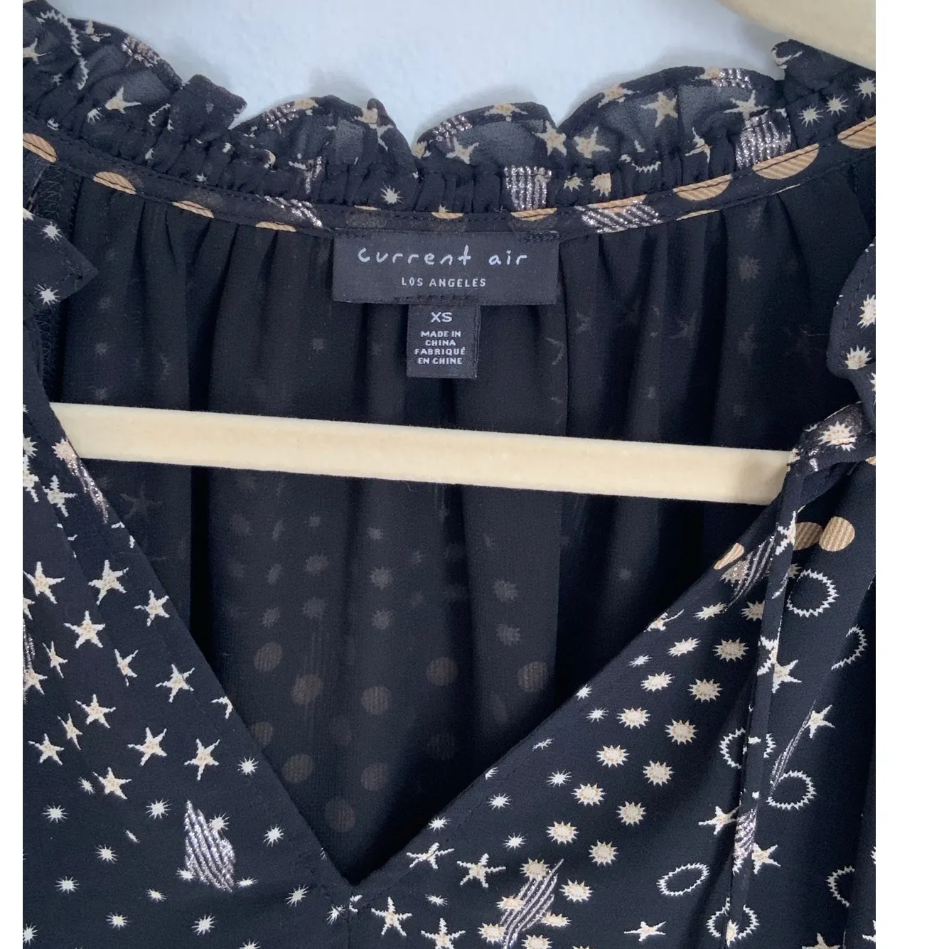 Current Air Black and tan blouse size xs - Image 2