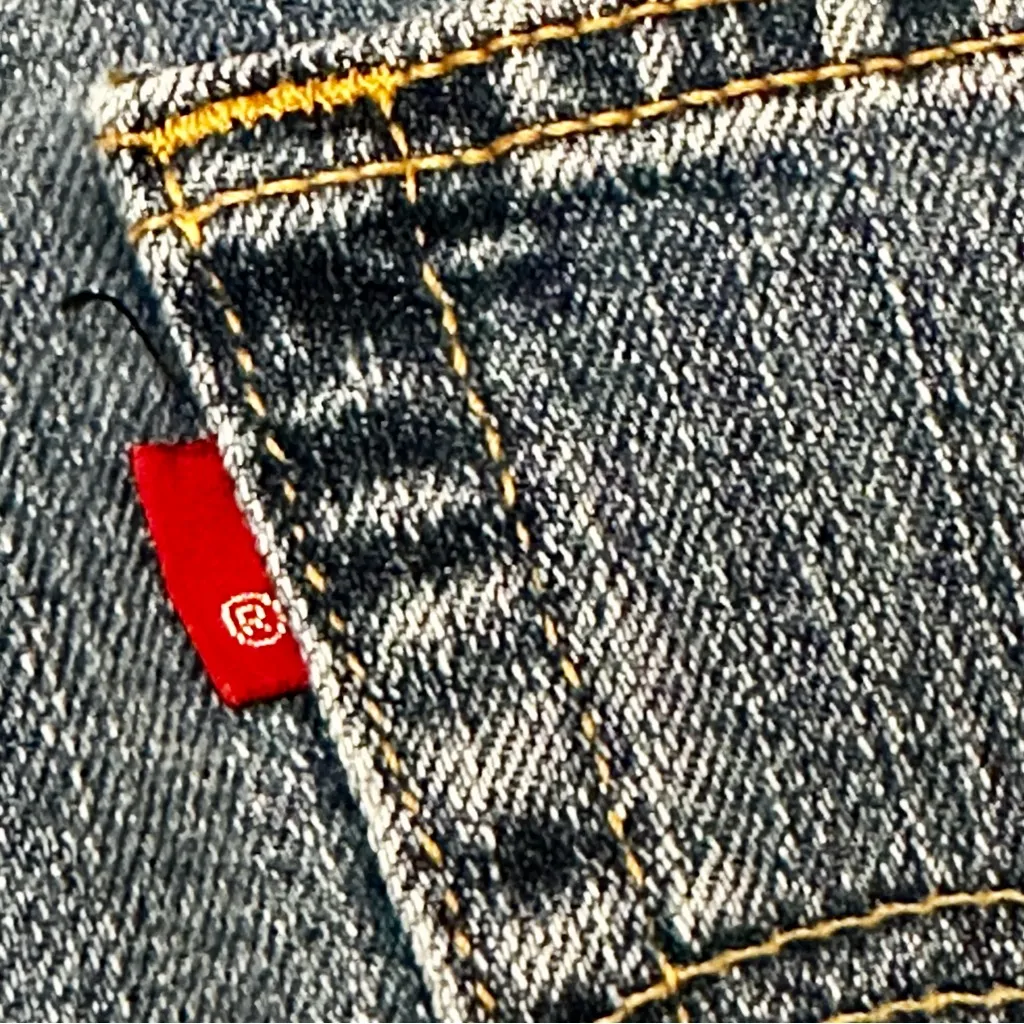 Levi's Classic Slim Stretch Fit Denim Blue Jeans Cropped Casual Style Vintage - Image 8