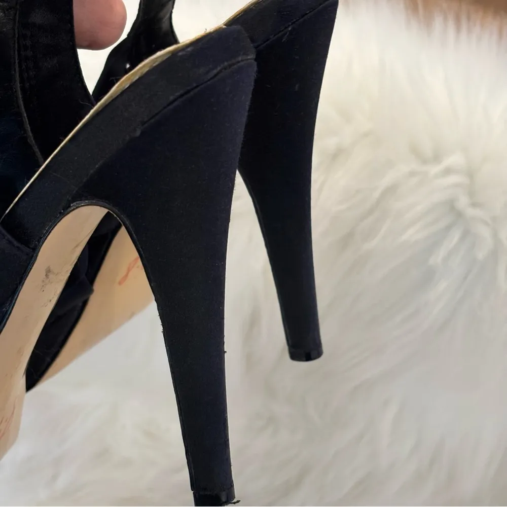 WHBM "CARSYN" Black Satin Fabric Strappy 4.5" Heels Pump Gladiator Sandal 8 - Image 5