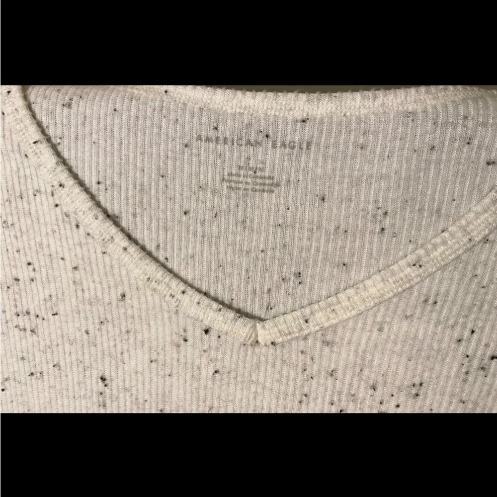 American Eagle V-neck Longsleeve - Image 3