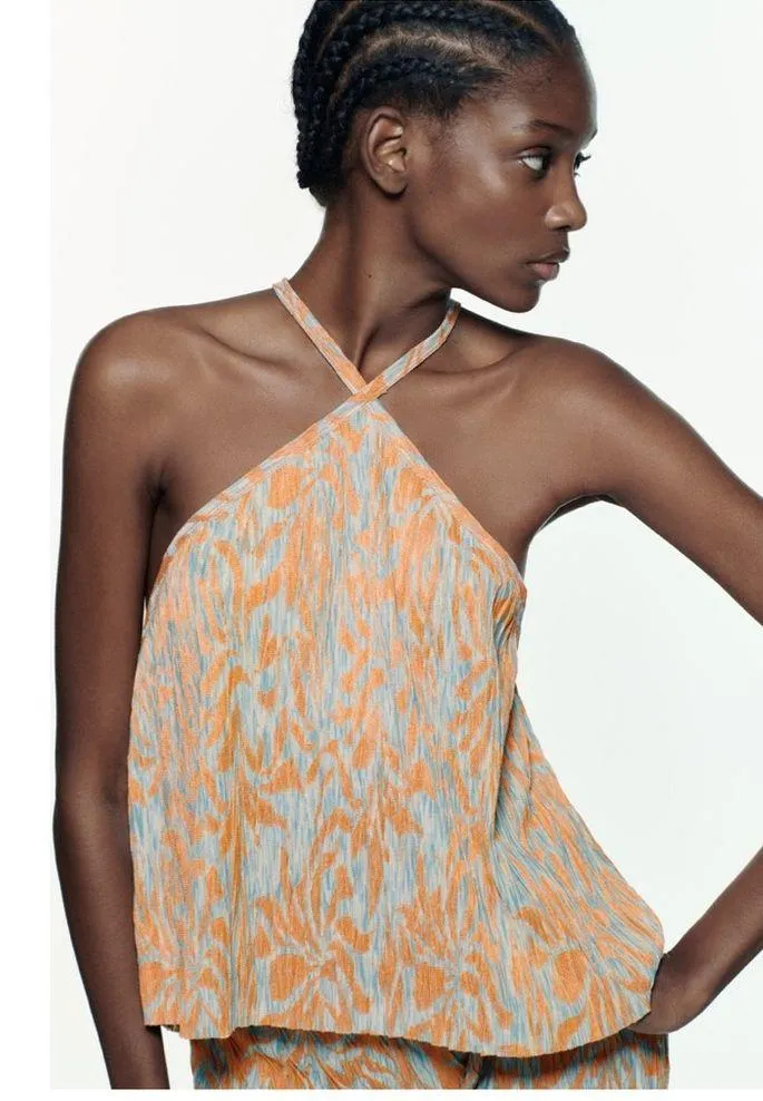 NWT ZARA JACQUARD HALTER TOP CRINKLE FABRIC   BLOGGERS FAV MEDIUM - Image 2