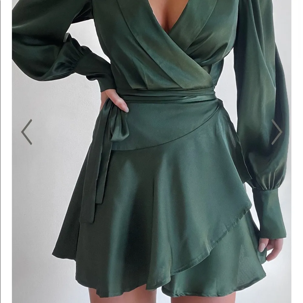 BREEANA WRAP MINI DRESS - Image 4