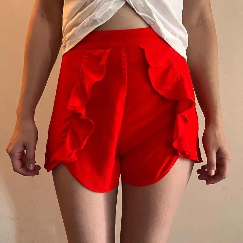 3/$20 H&M Red Ruffle Short Shorts 2 Boho XS - Image 2
