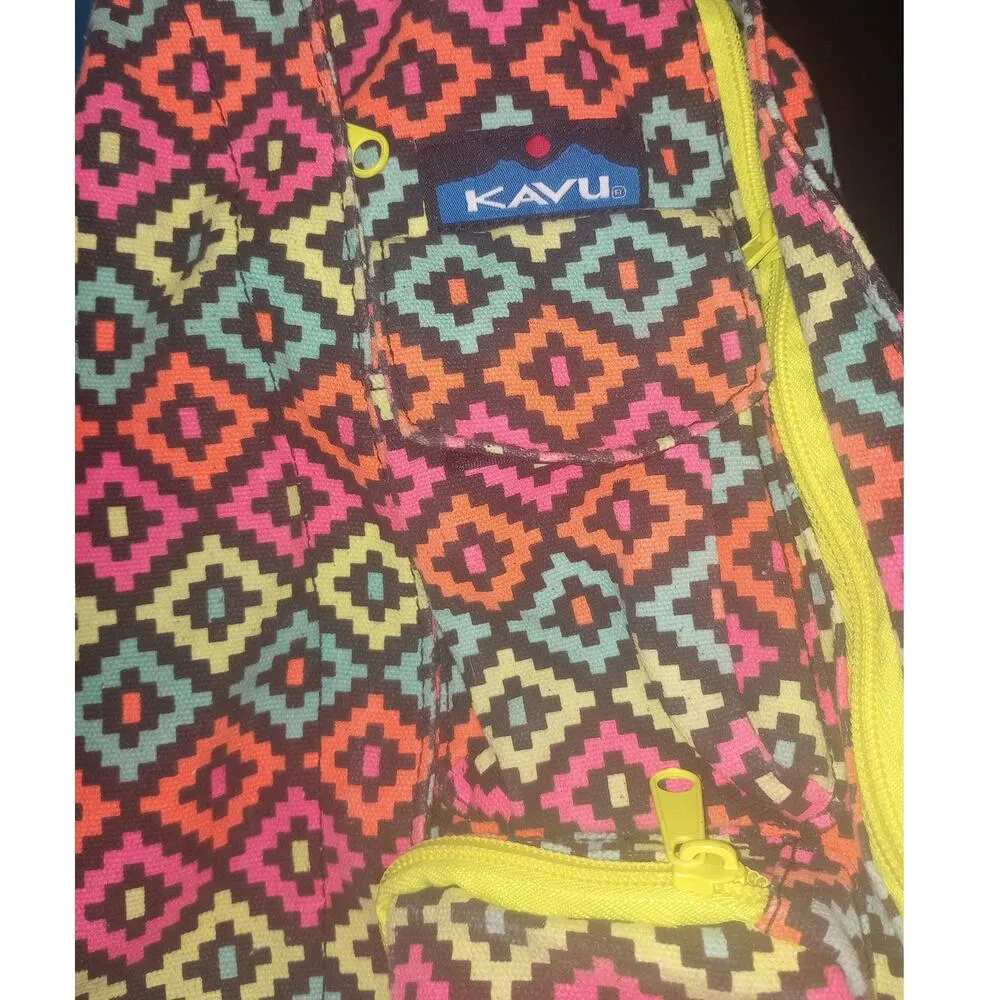 2/$30 Kavu Slingback Bright Pattern Zipper Bag - Image 3