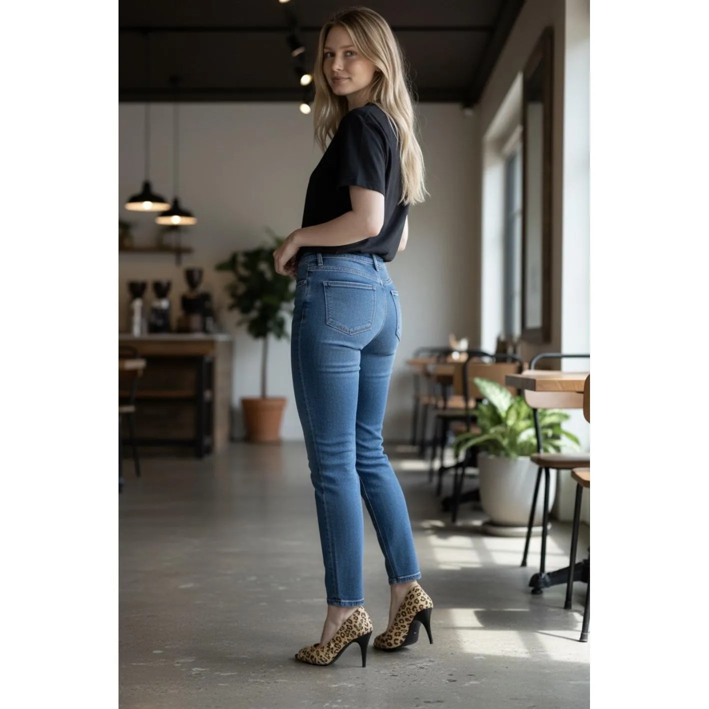 Tahari Peep Toe Heels Pumps Leopard Animal Print Suede High Heel - Image 2