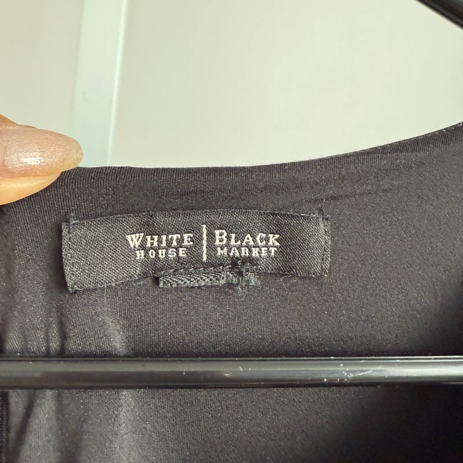 White‎ House Black Market Black Sleeveless V Neck Peplum Asymmetrical Hem Top - Image 4