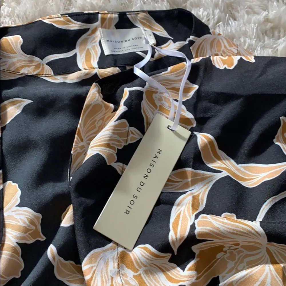 NWT Gorgeous Madison Di Soir Robe Black - Image 4