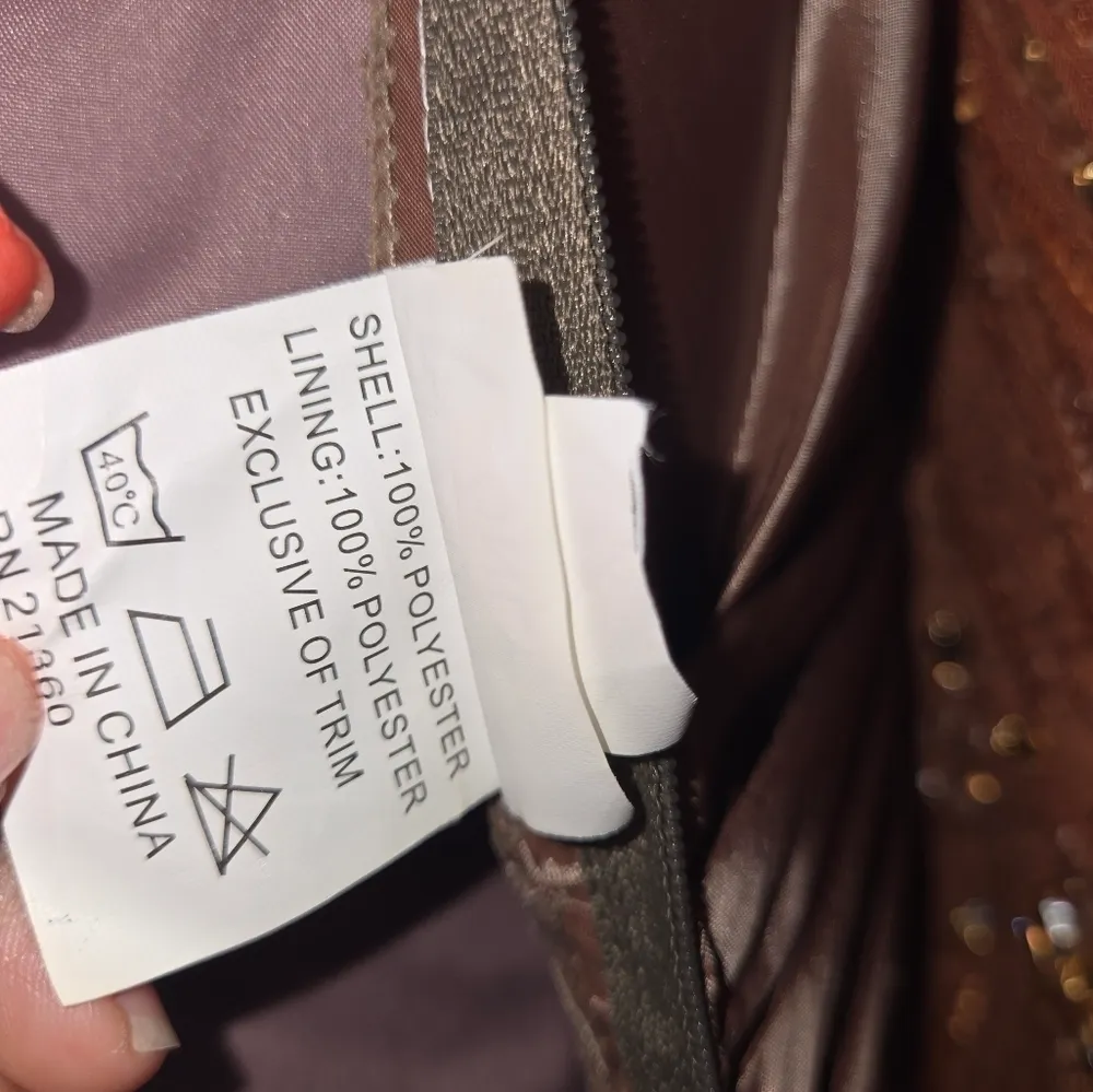 Mori Lee Madeline Gardner tafetta V Neck Bridesmaid Gown formal Pleated dress 6 Pink - Image 10