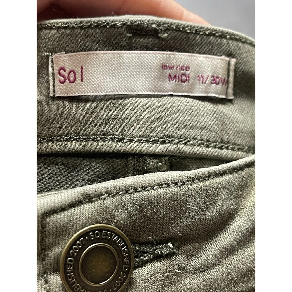 So Jean Shorts Womens 11/30 W High Rise Short Distressed Retro Light Green F-127 - Image 2