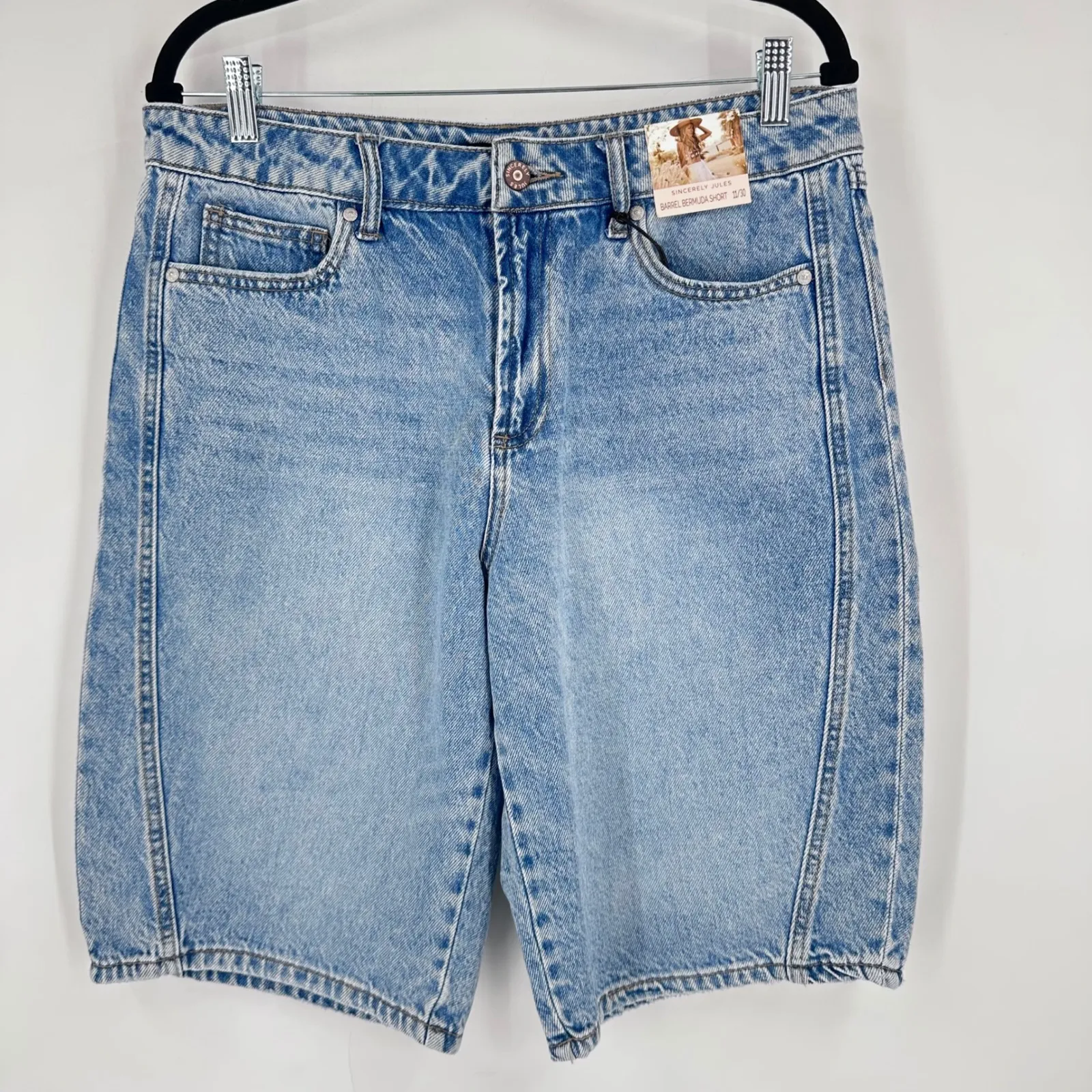 NWT Sincerely Jules‎ Barrel Bermuda Denim Shorts Size 11/30 Blue Wash Cotton - Image 3
