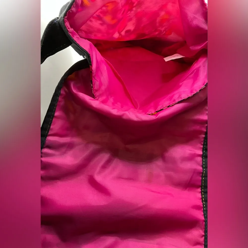 A Rare HTF Neon Star X Tokidoki Small Messenger Crossbody Bag Black - Image 3