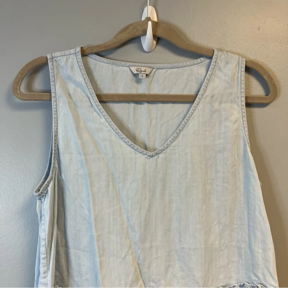Rails Top Sleeveless Mira Peplum Top in Light Vintage Chambray Sz S EUC - Image 3