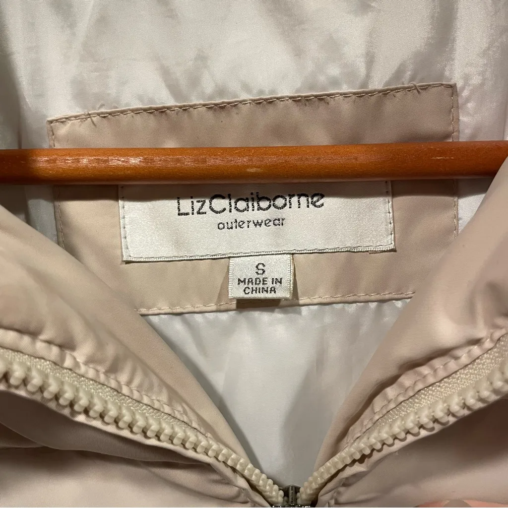 Vintage 90’s creamy coffee Liz Claiborne down puffer jacket fleece lined hood - Image 12