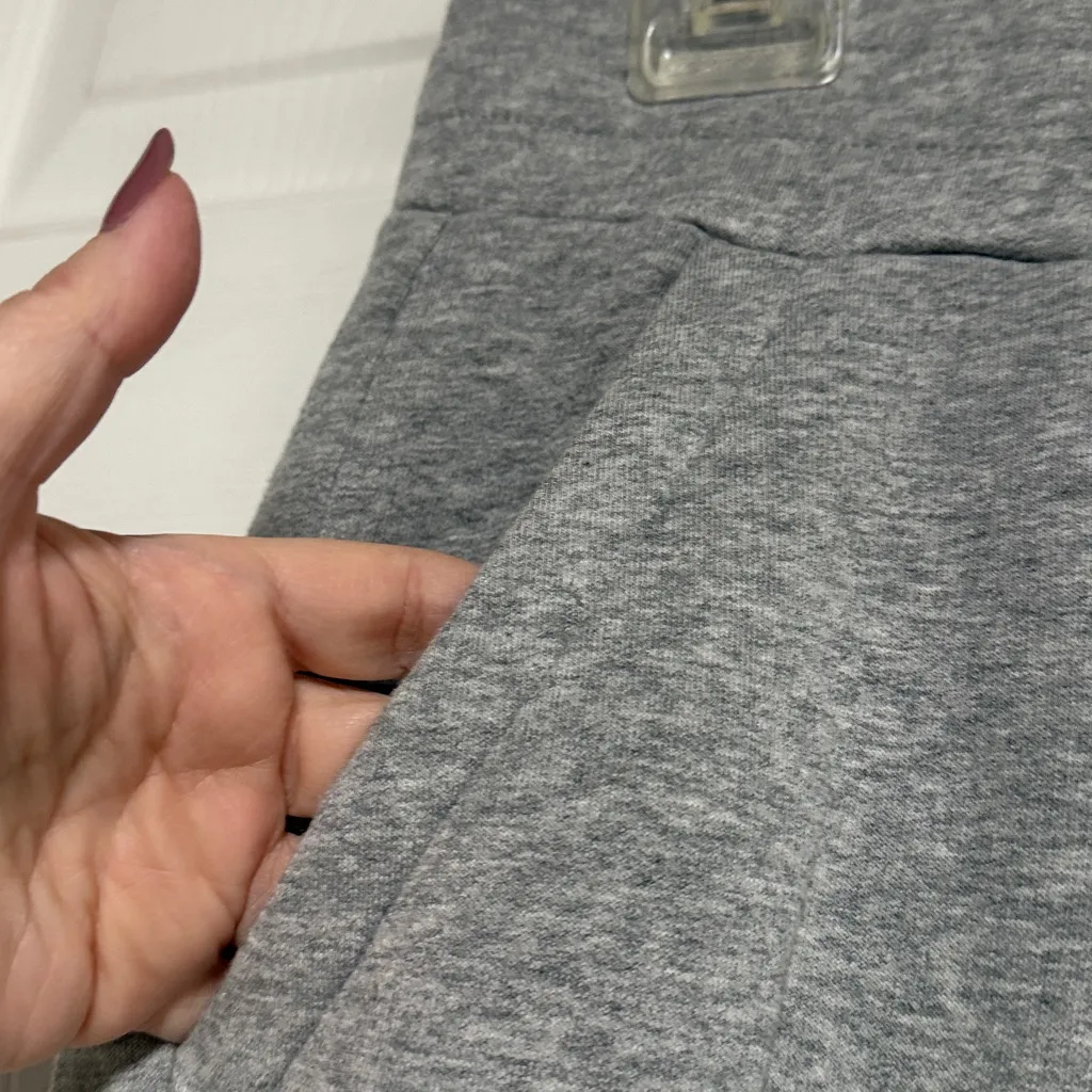 UGG Heather Gray Knitwear - Image 2