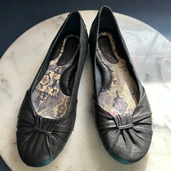 Born Lily Top Knot Ballet Black Round Toe Flats Padded Sole SZ 7 Good Co… - Image 2