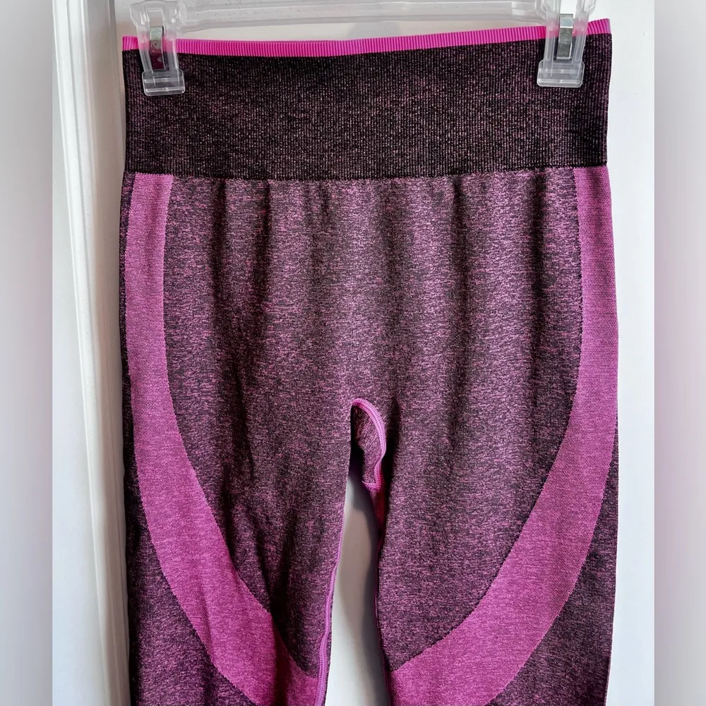 V.S. Pink Seamless Workout Tight Medium  M V.S. legging Luscious Plum Marl - Image 8