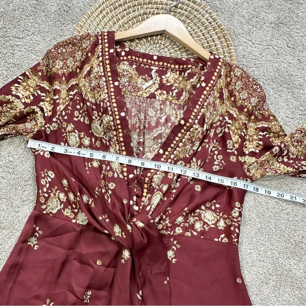 Free People Run Free Silky Satin Blouse Top V-Neck Longsleeve Chocolate Combo M - Image 14