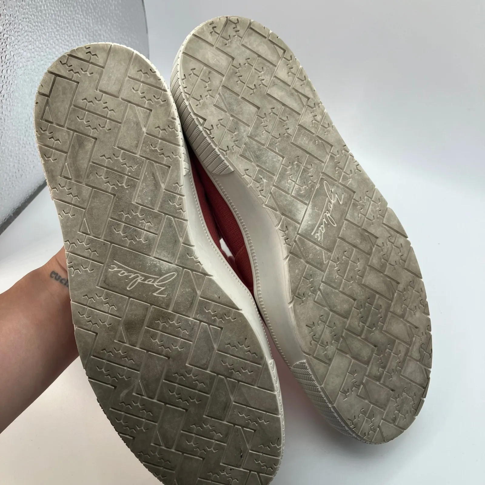 Zodiac Ciara‎ Red Canvas Slip On Sneakers Women's Size 6M Casual Shoes - Image 8