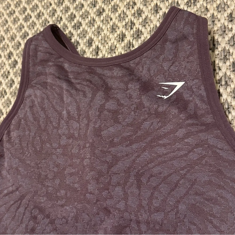 Gymshark Adapt Animal Seamless Sports Bra Size Small Purple - Image 3