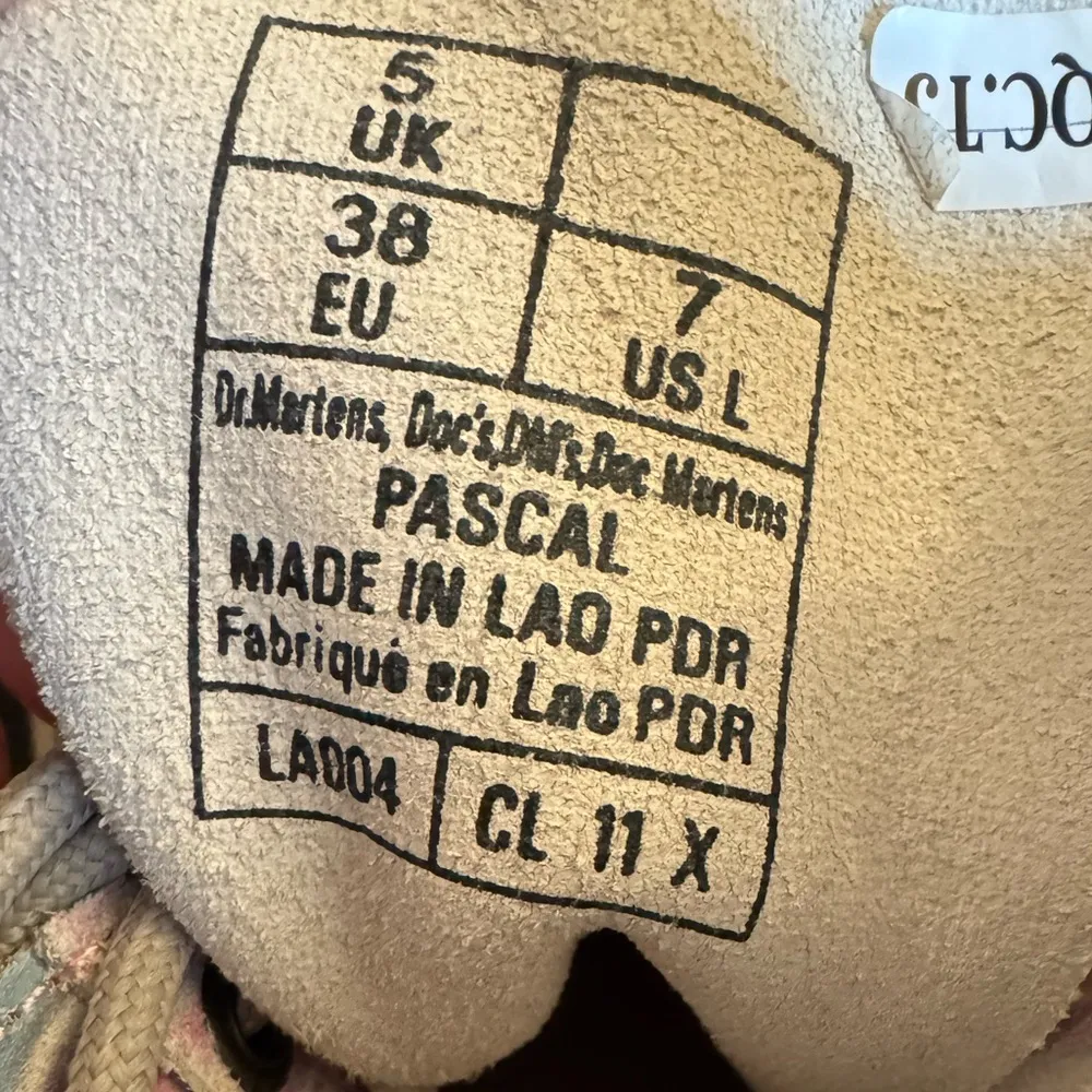 Dr. Martens Multicolor Pascal 1460 Boots in Pink and Orange Swirl Wiener Size 7 - Image 11