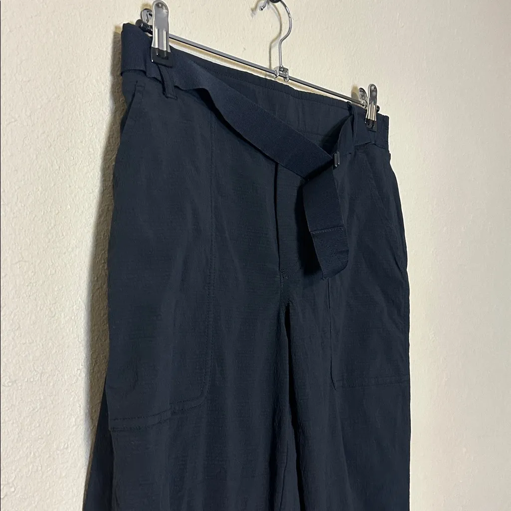 Athleta Trekkie Hike Pants size 6 Black - Image 4