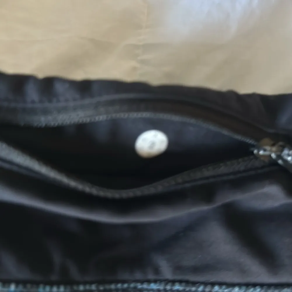 Lululemon shorts size 2 - Image 3
