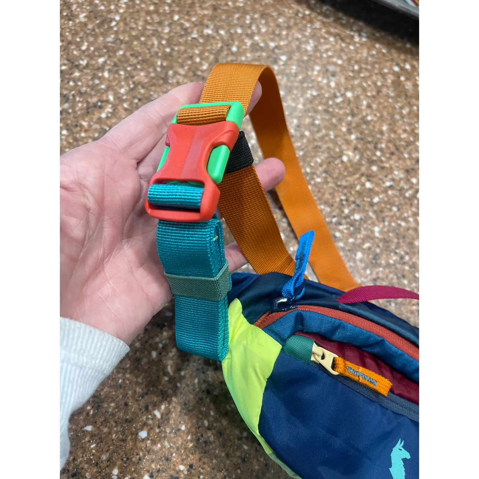 Cotopaxi belt/Shoulder  bag - Image 2