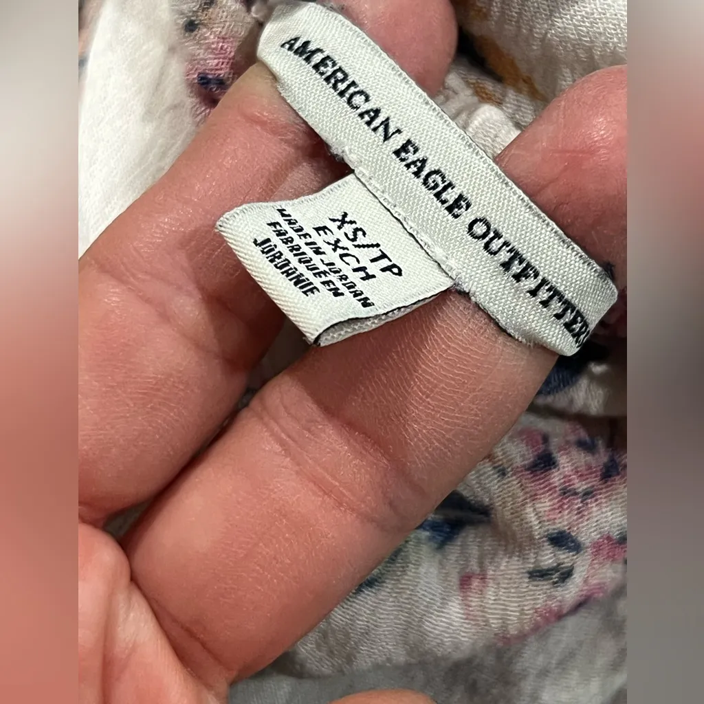 AE American Eagle Womens  size XS Off The Shoulder Floral Summer Top - Image 6