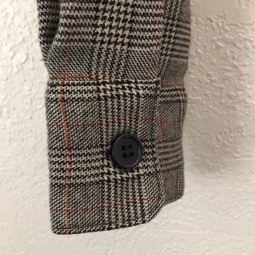 Disney X Forever 21 Size S Micky Mouse Plaid Crop Long Sleeve Button Up Shirt Black - Image 6