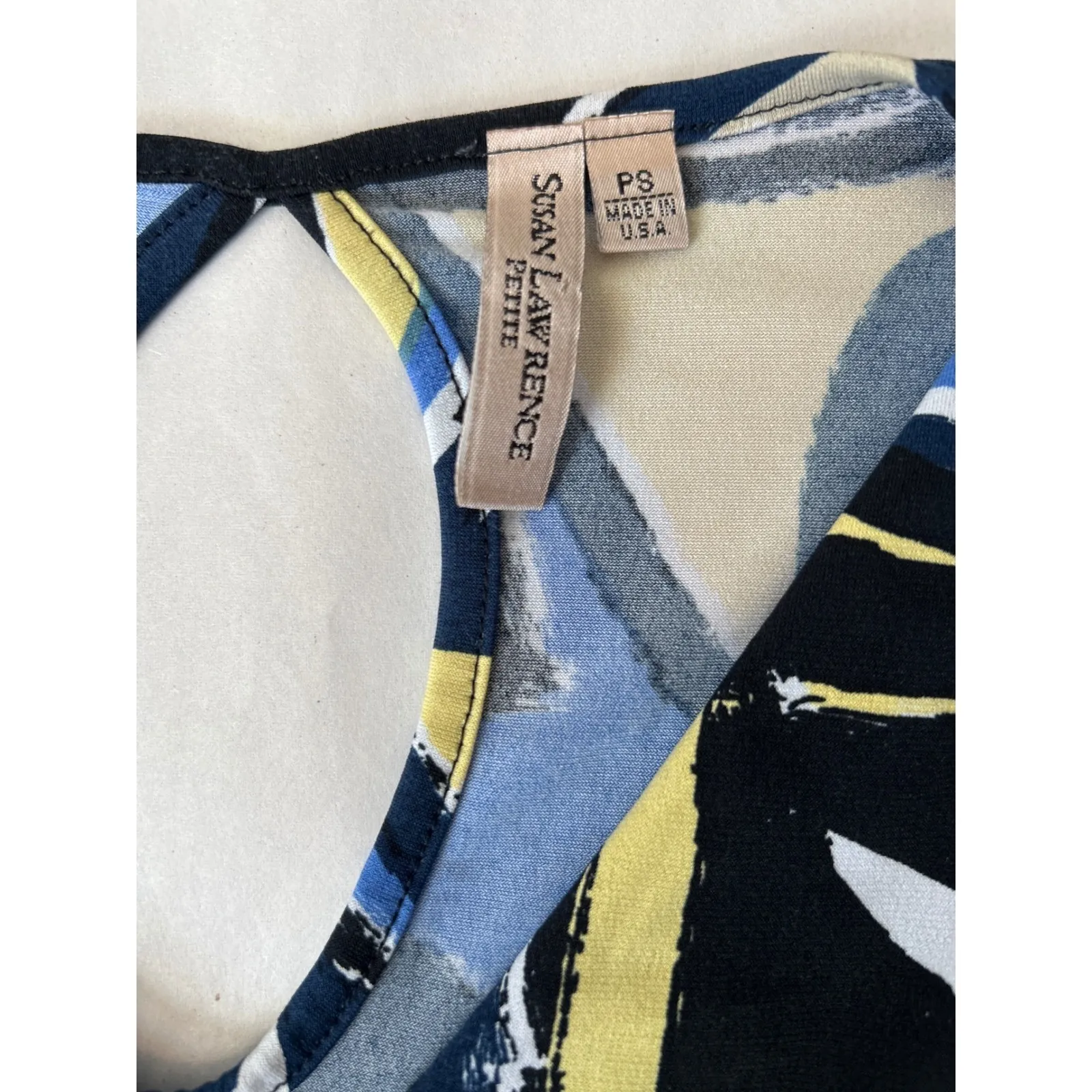 Susan Lawrence‎ Petite Women's Abstract Print V-Neck Babydoll 3/4 Sleeve Top PS - Image 3