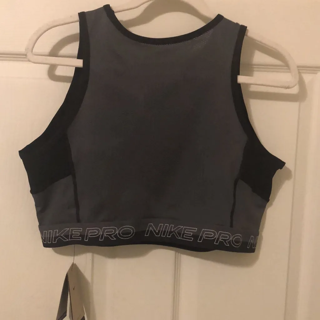 NIKE PRO Dri-Fit Training Top. - Image 11