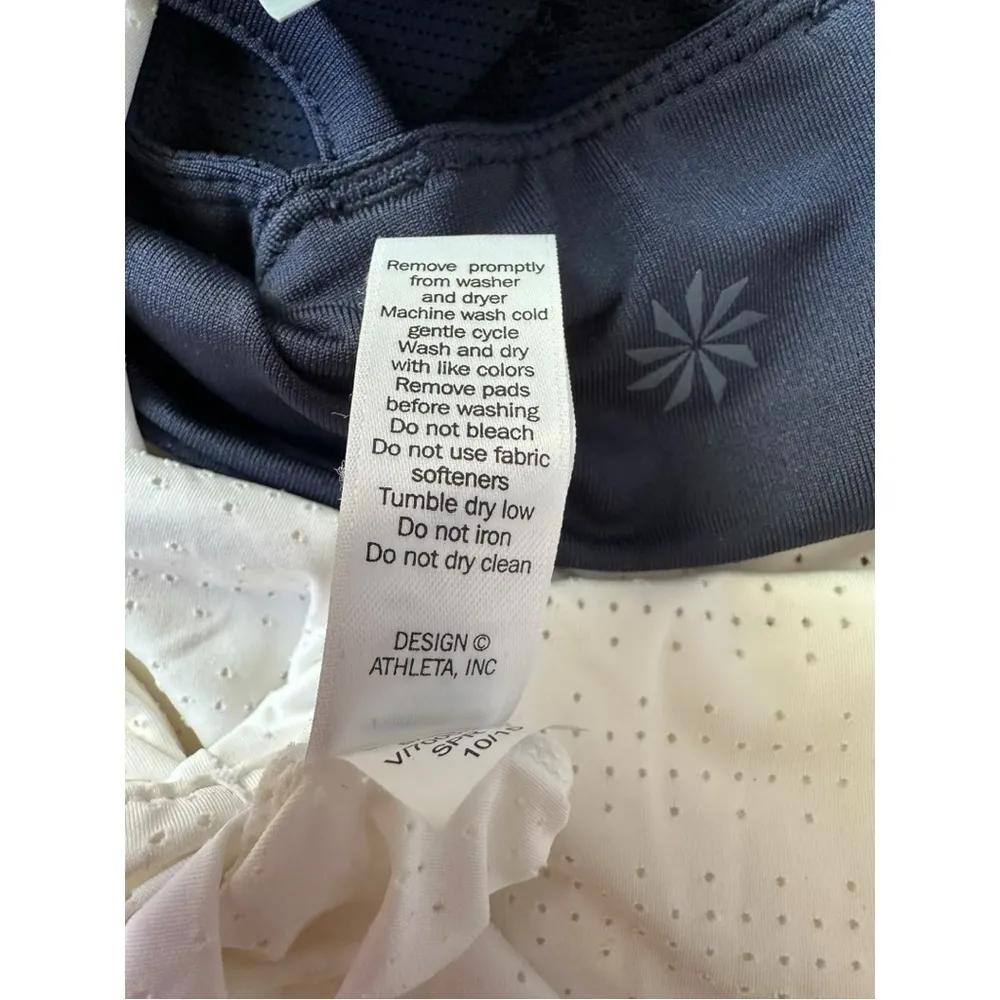Athleta Full Force Mesh Tank Wireless Built-in Bra White Black Size Large - Image 7