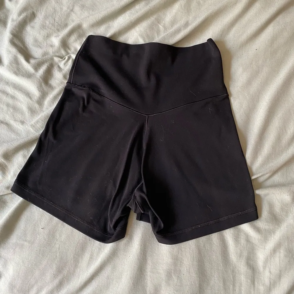 shorts - Image 2