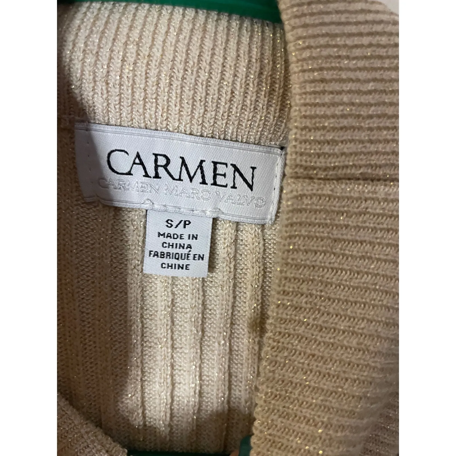 Carmen Marc Valvo Small Sleeveless Gold Metallic Ribbed Mock Neck Top - Image 2