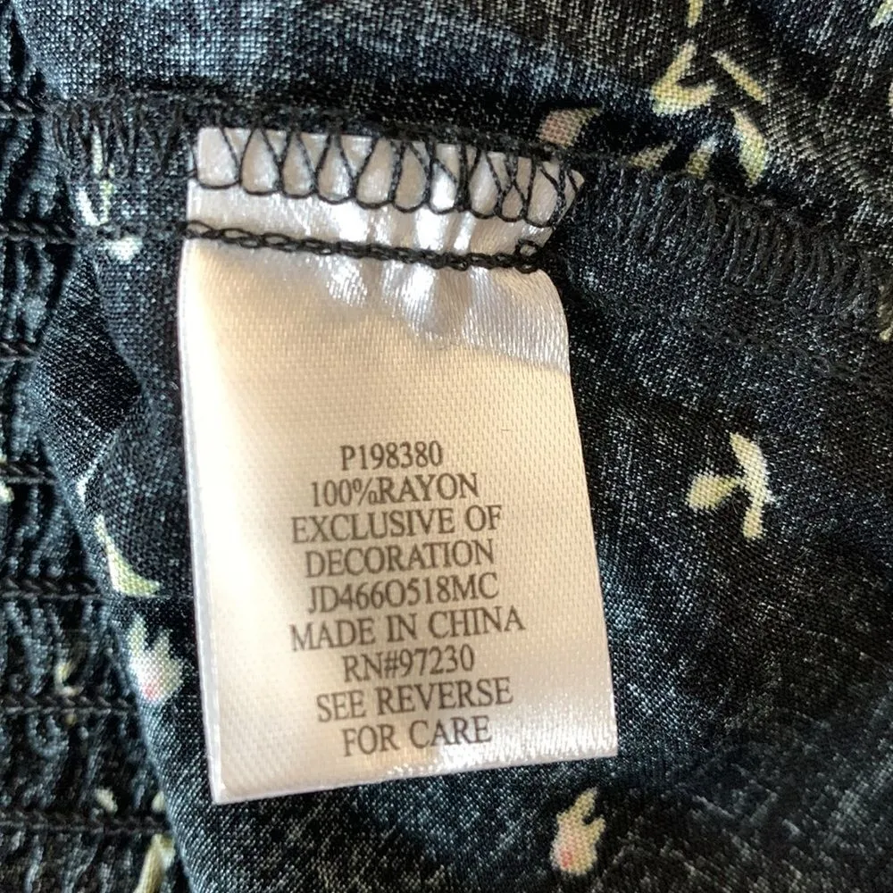 Macy’s x Crave Fame Boho Black Floral Crop Sweatheart Neck Top - Image 10