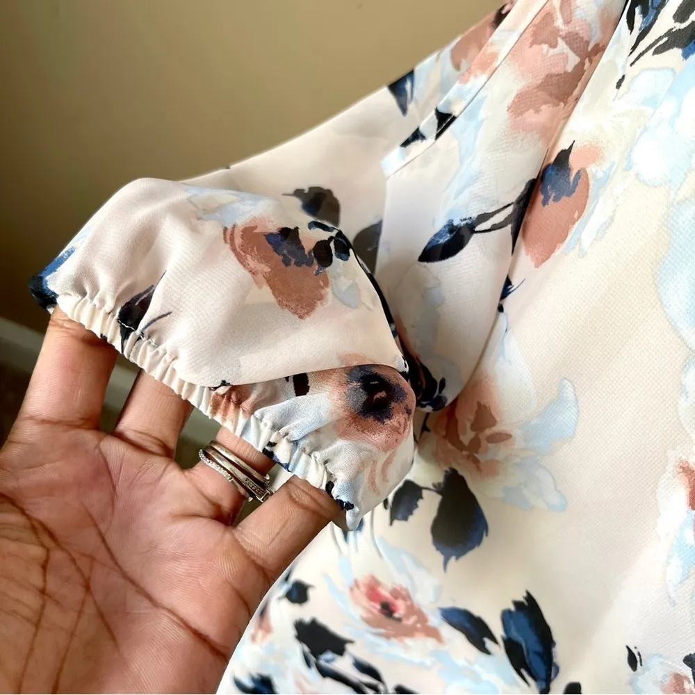 ALI & JAY | Floral Cold Shoulder Mini Dress Sz M - Image 6