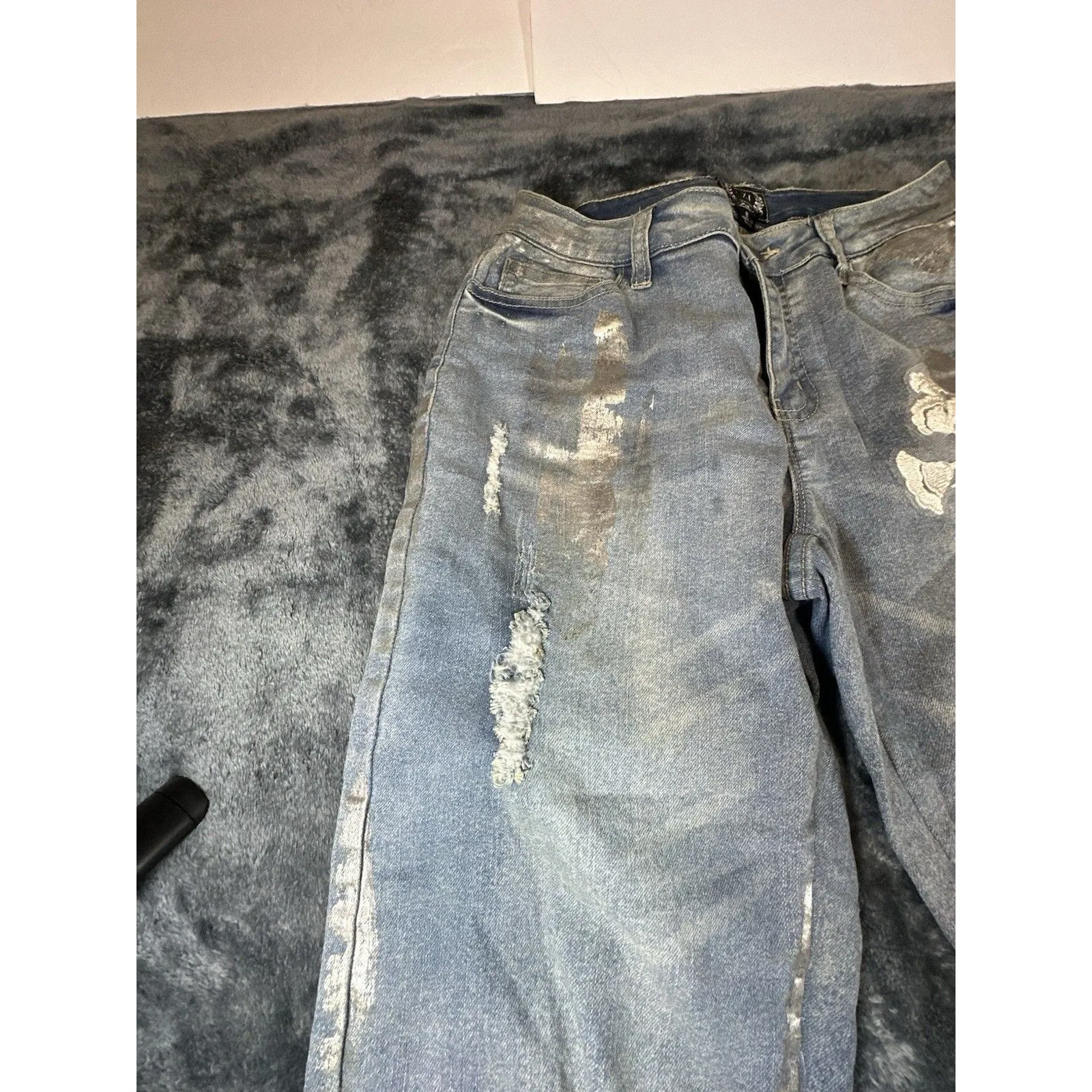 AZI Embroidered Beaded Boot Cut Blue Jeans Size 8 - Image 5