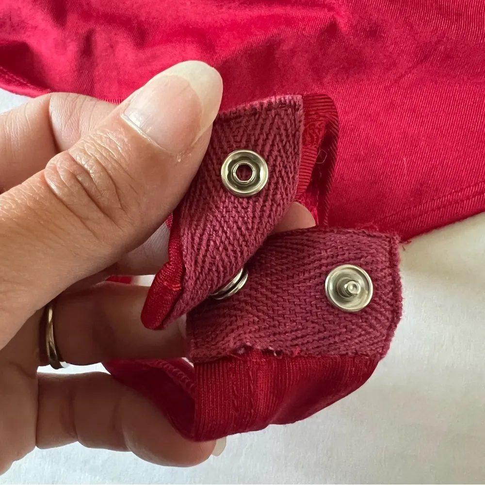 NWT Lover’s & Friends Moulin Bodysuit One shoulder red sequin bodysuit Small - Image 8