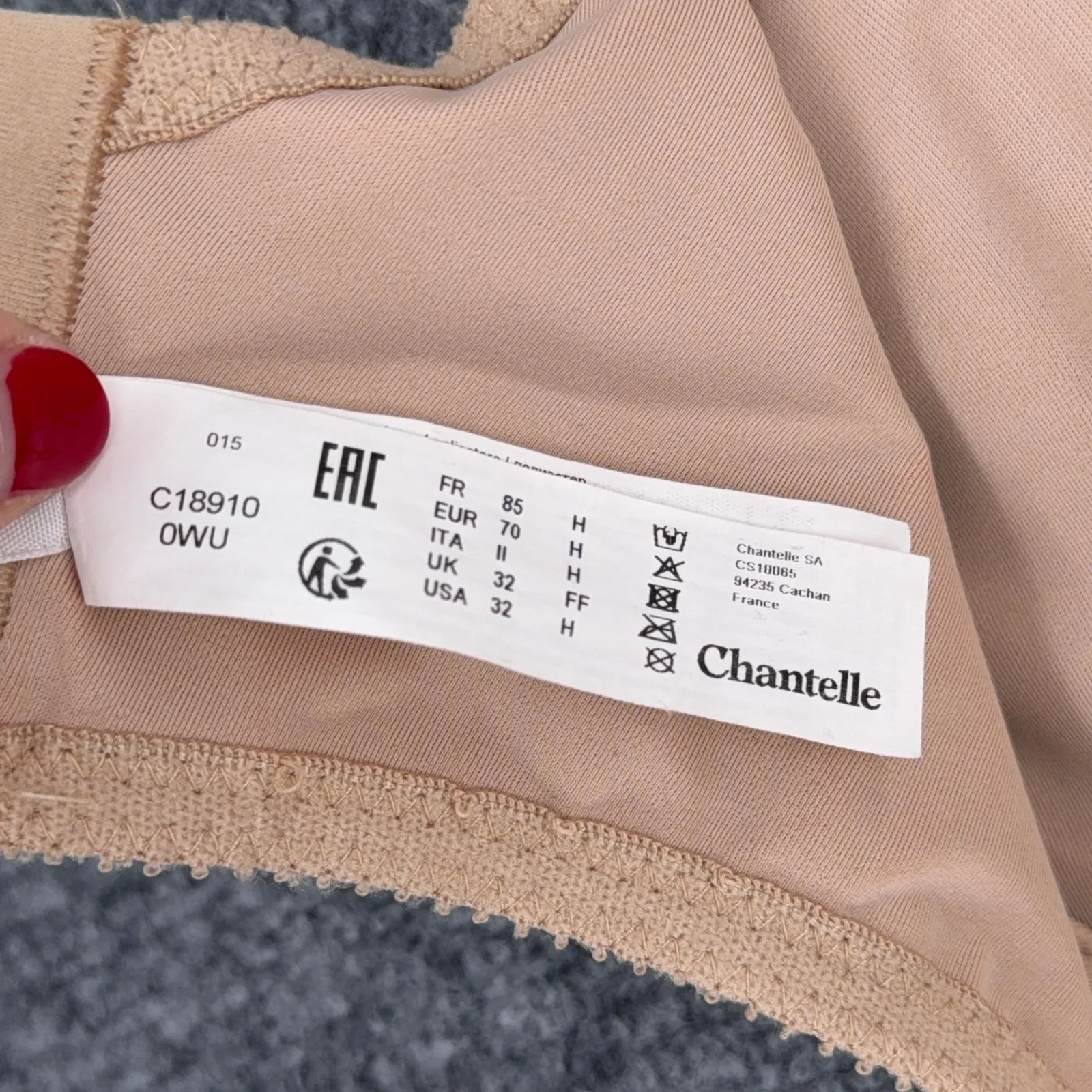 Chantelle 32H Beige Full Coverage Lace Balconette Bra Underwire Adjustable - Image 4