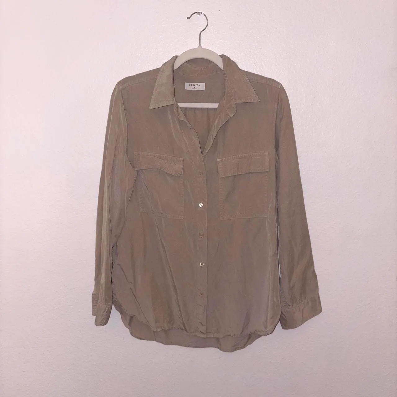 Babaton Aritzia Beige Long Sleeve Button Up Blouse - Image 2