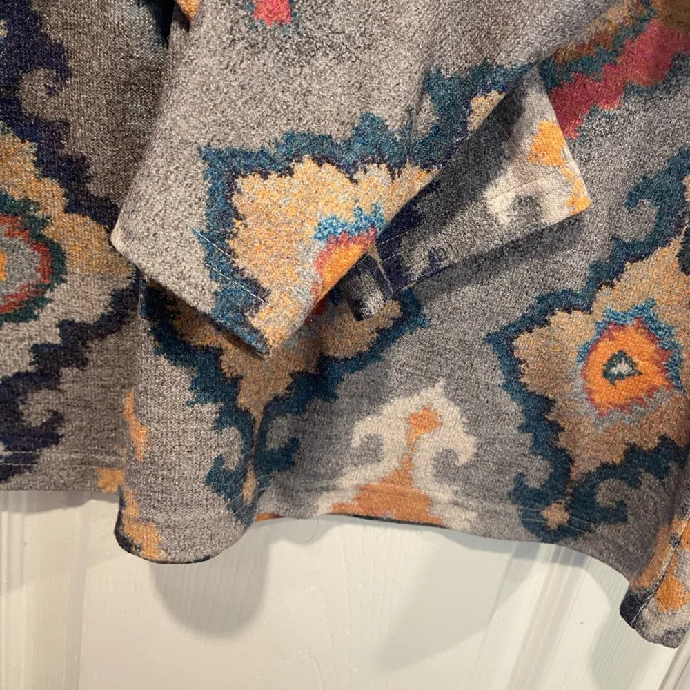 Trisha Tyler Size S Navy Blue Aztec Print Long Sleeve Mock Neck Stretch Top - Image 4